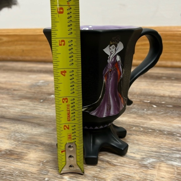 Snow White Claw Footed Black Mug Designer Collection Evil Queen Villains Disney - Picture 14 of 15